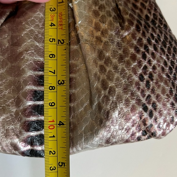 Joan Rivers Beauty Absolutely Magic Makeup Purse Set Powder Brightener Brushes - Picture 13 of 13